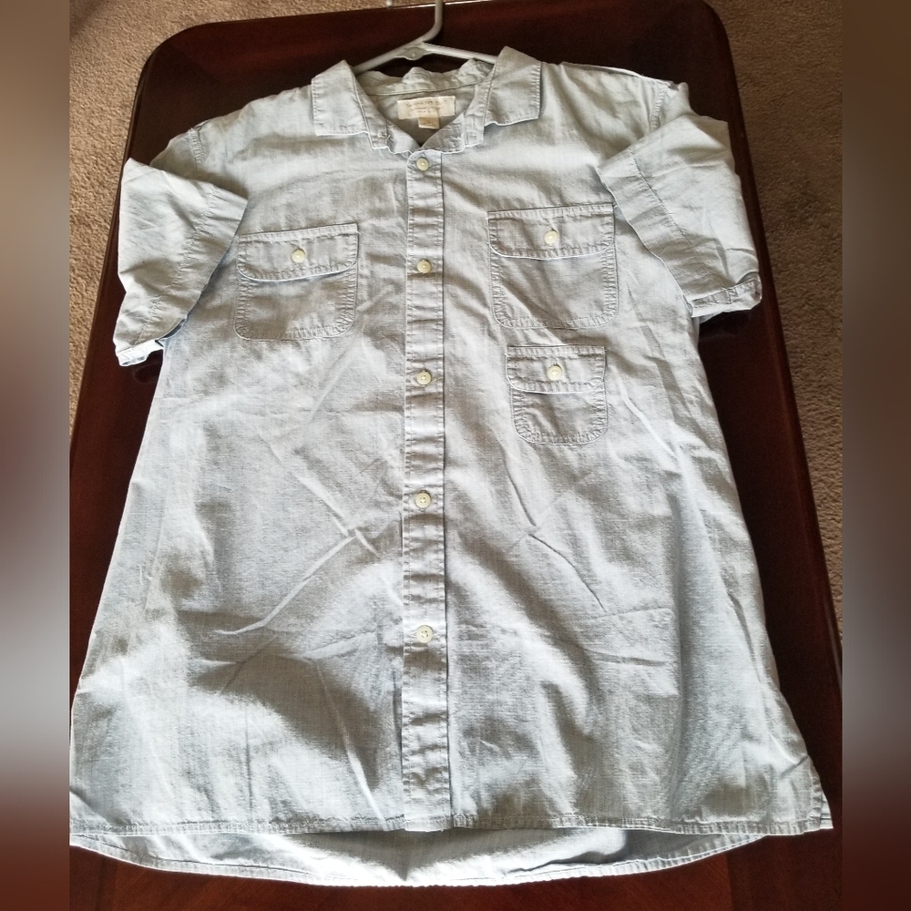 Banana Republic Light Blue M Button-Up Shirt